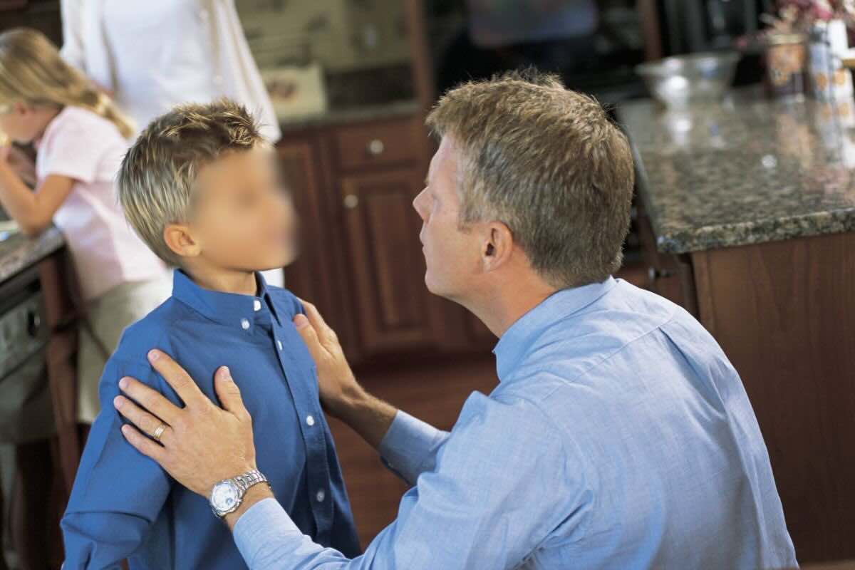Papa parla al figlio