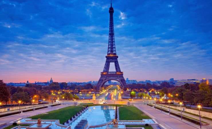 torre eiffel a parigi
